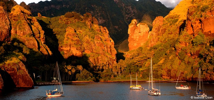 Nuku Hiva and the Bay of Virgins